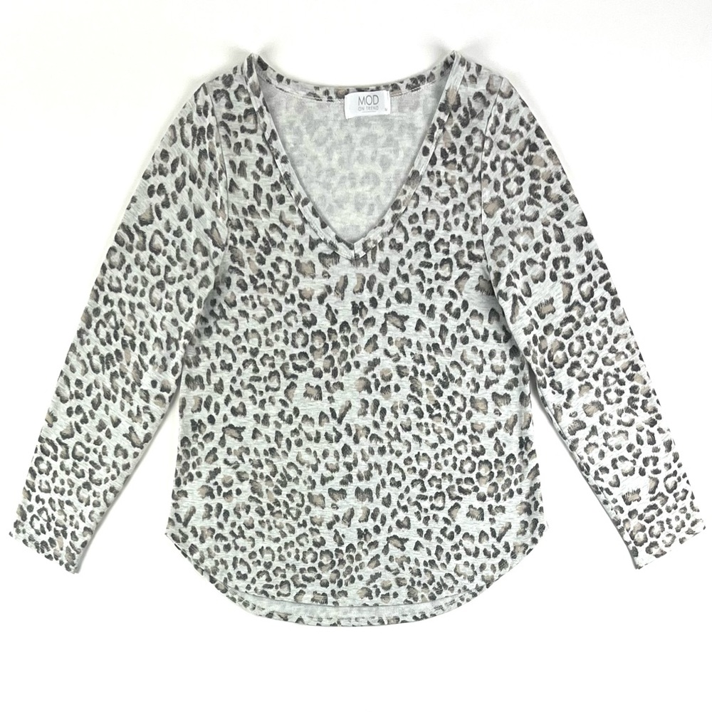 MOD Boutique Leopard Animal Print Long Sleeve Tee